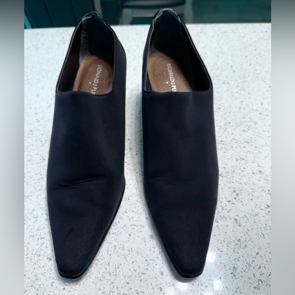 Donald J  Pliner women’s
